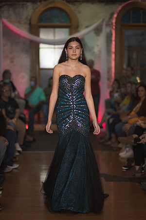 GATOR HATER FASHION SHOW 2021-5763