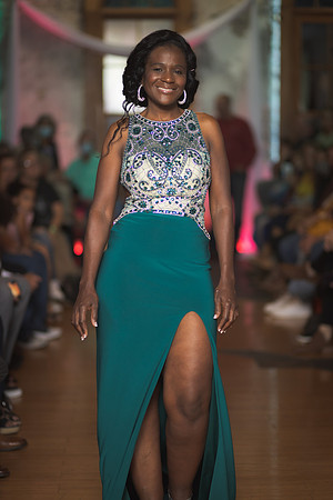 GATOR HATER FASHION SHOW 2021-5958
