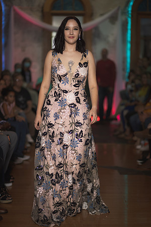GATOR HATER FASHION SHOW 2021-5745