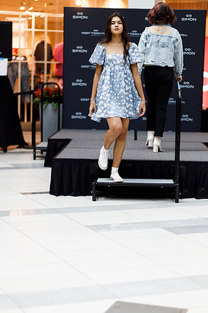 Back to school fashion show 2022-4963