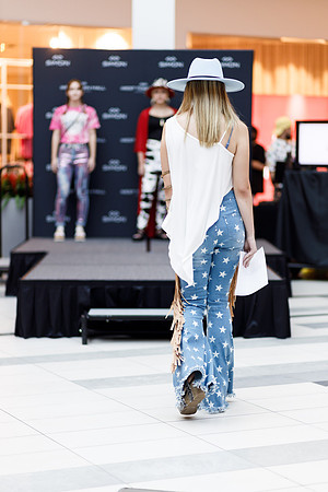 Back to school fashion show 2022-4549