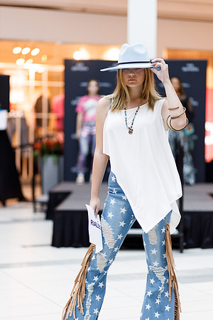 Back to school fashion show 2022-4541