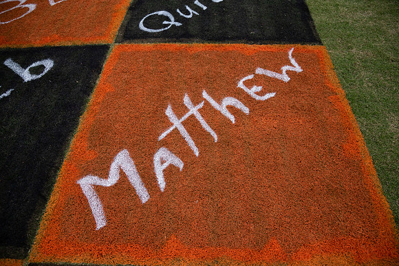 LCHS band Senior squares 2018-4757