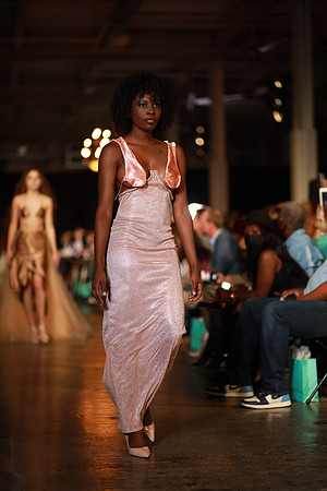 Day 2 Charlotte Seen Fashion Week 2021-0837