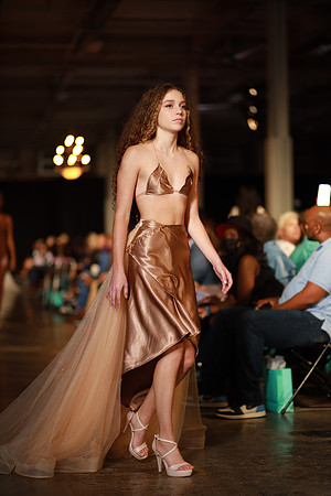 Day 2 Charlotte Seen Fashion Week 2021-0846