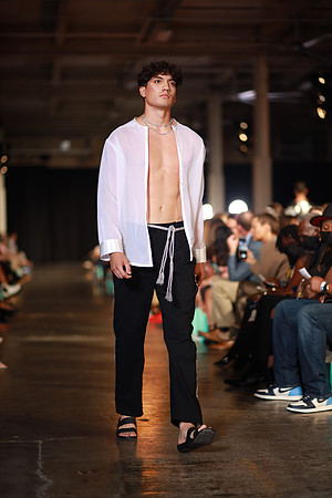 Day 2 Charlotte Seen Fashion Week 2021-0468