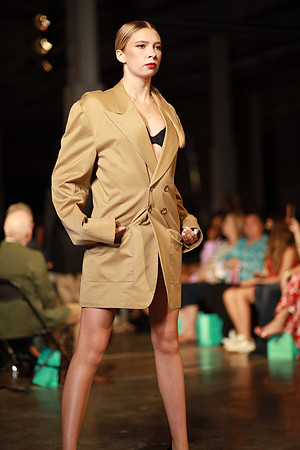 Day 2 Charlotte Seen Fashion Week 2021-0594