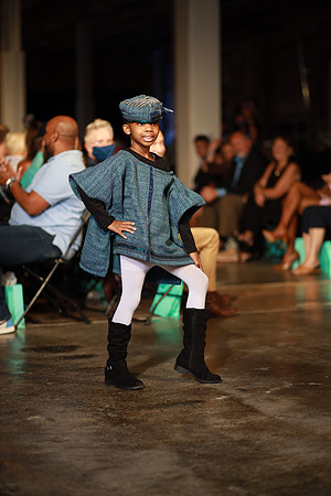 Day 2 Charlotte Seen Fashion Week 2021-0636