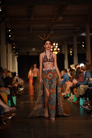 Day 2 Charlotte Seen Fashion Week 2021-1169