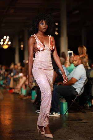 Day 2 Charlotte Seen Fashion Week 2021-0838