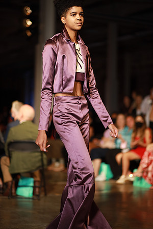 Day 2 Charlotte Seen Fashion Week 2021-1106