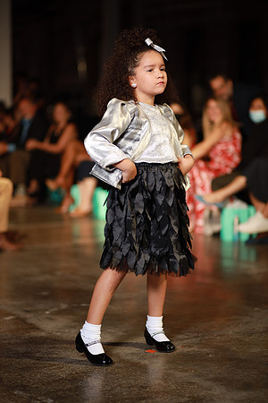 Day 2 Charlotte Seen Fashion Week 2021-0646
