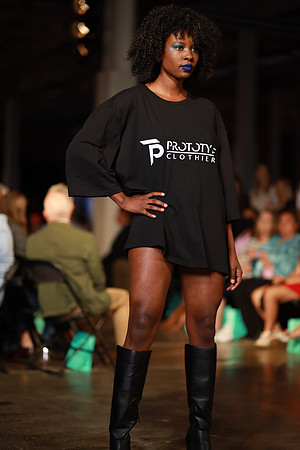 Day 2 Charlotte Seen Fashion Week 2021-1054