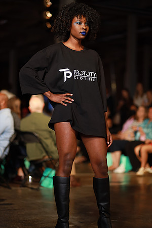 Day 2 Charlotte Seen Fashion Week 2021-1053