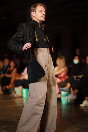 Day 2 Charlotte Seen Fashion Week 2021-0581