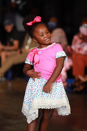 Charlotte Seen Fashion Week 2021-8456