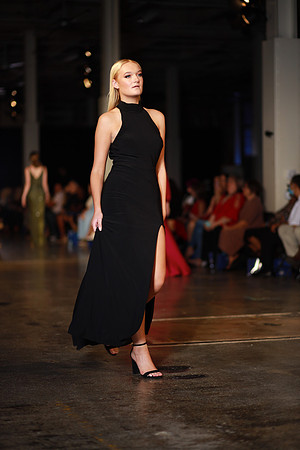 Charlotte Seen Fashion Week 2021-8018