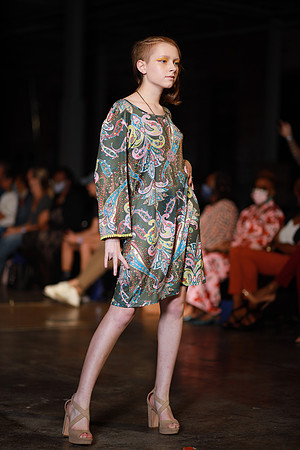 Charlotte Seen Fashion Week 2021-8500