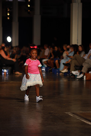 Charlotte Seen Fashion Week 2021-8448
