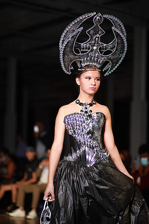 Charlotte Seen Fashion Week 2021-8131