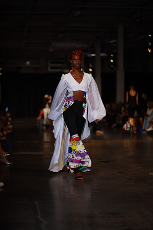 Charlotte Seen Fashion Week 2021-8323