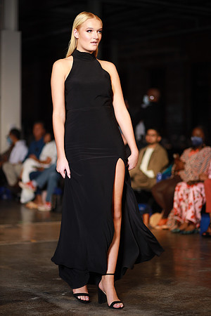 Charlotte Seen Fashion Week 2021-8020