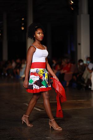 Charlotte Seen Fashion Week 2021-8212