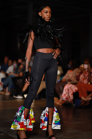 Charlotte Seen Fashion Week 2021-8296