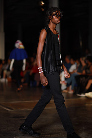 Charlotte Seen Fashion Week 2021-8284