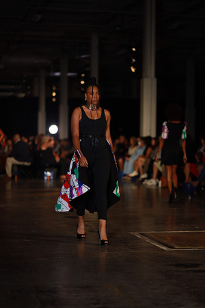 Charlotte Seen Fashion Week 2021-8240