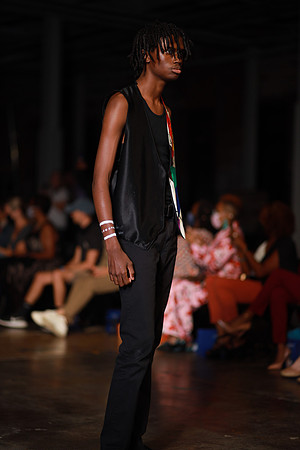 Charlotte Seen Fashion Week 2021-8286