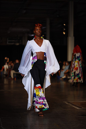 Charlotte Seen Fashion Week 2021-8325