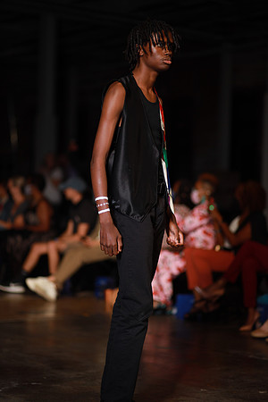 Charlotte Seen Fashion Week 2021-8287