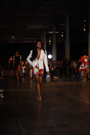 Charlotte Seen Fashion Week 2021-8221