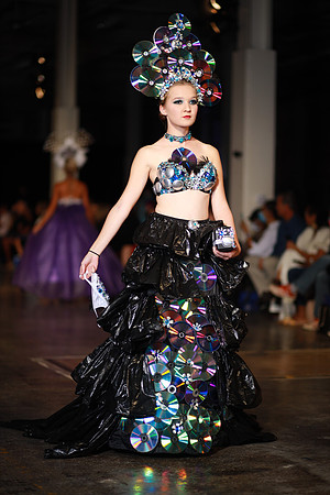 Charlotte Seen Fashion Week 2021-8105