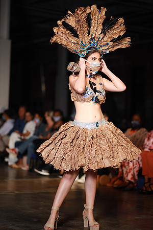 Charlotte Seen Fashion Week 2021-8063