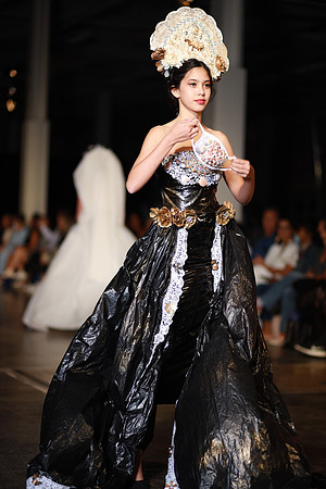 Charlotte Seen Fashion Week 2021-8085