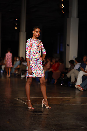 Charlotte Seen Fashion Week 2021-8557