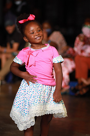 Charlotte Seen Fashion Week 2021-8454