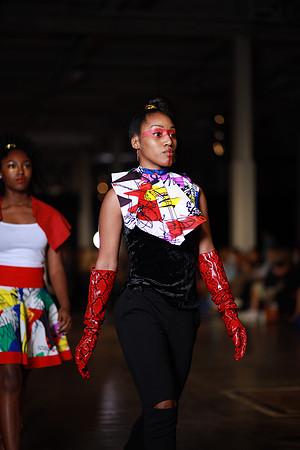 Charlotte Seen Fashion Week 2021-8335