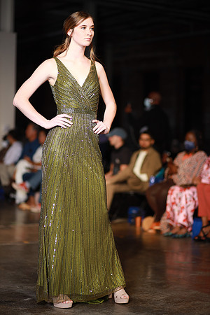 Charlotte Seen Fashion Week 2021-8003