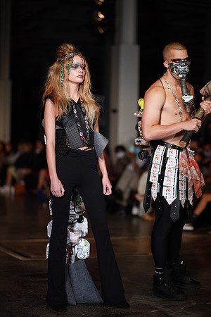 Charlotte Seen Fashion Week 2021-8169