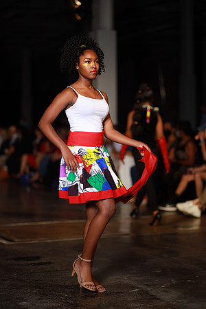 Charlotte Seen Fashion Week 2021-8213