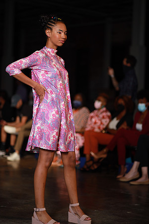 Charlotte Seen Fashion Week 2021-8544