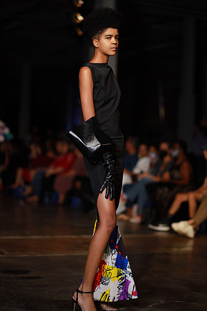 Charlotte Seen Fashion Week 2021-8315