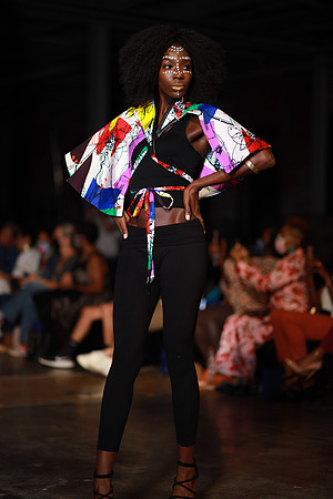 Charlotte Seen Fashion Week 2021-8305