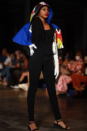 Charlotte Seen Fashion Week 2021-8278