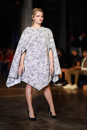 Charlotte Seen Fashion Week 2021-8414