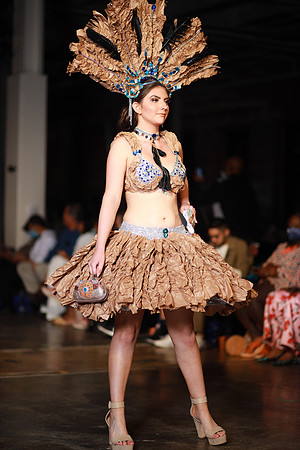 Charlotte Seen Fashion Week 2021-8056