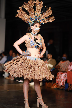 Charlotte Seen Fashion Week 2021-8064